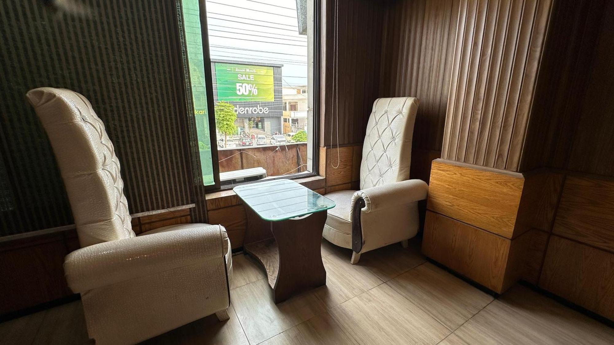 Baoo Jee Hotel Islamabad 라왈핀디 외부 사진