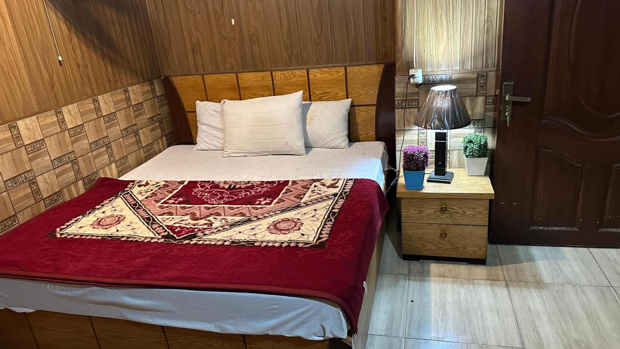 Baoo Jee Hotel Islamabad 라왈핀디 외부 사진