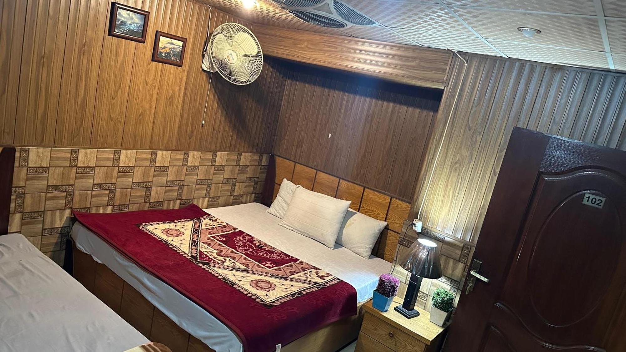 Baoo Jee Hotel Islamabad 라왈핀디 외부 사진