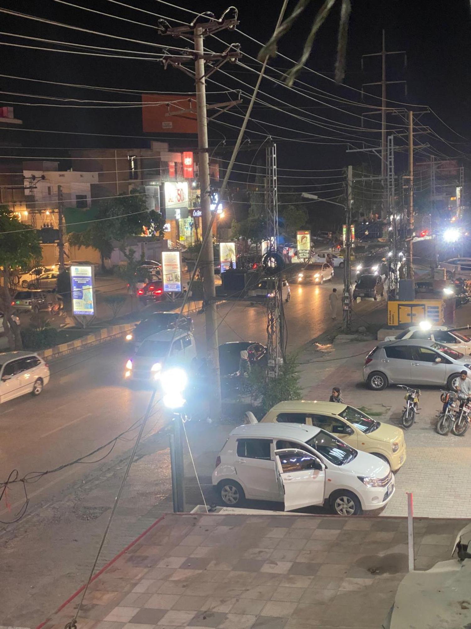 Baoo Jee Hotel Islamabad 라왈핀디 외부 사진