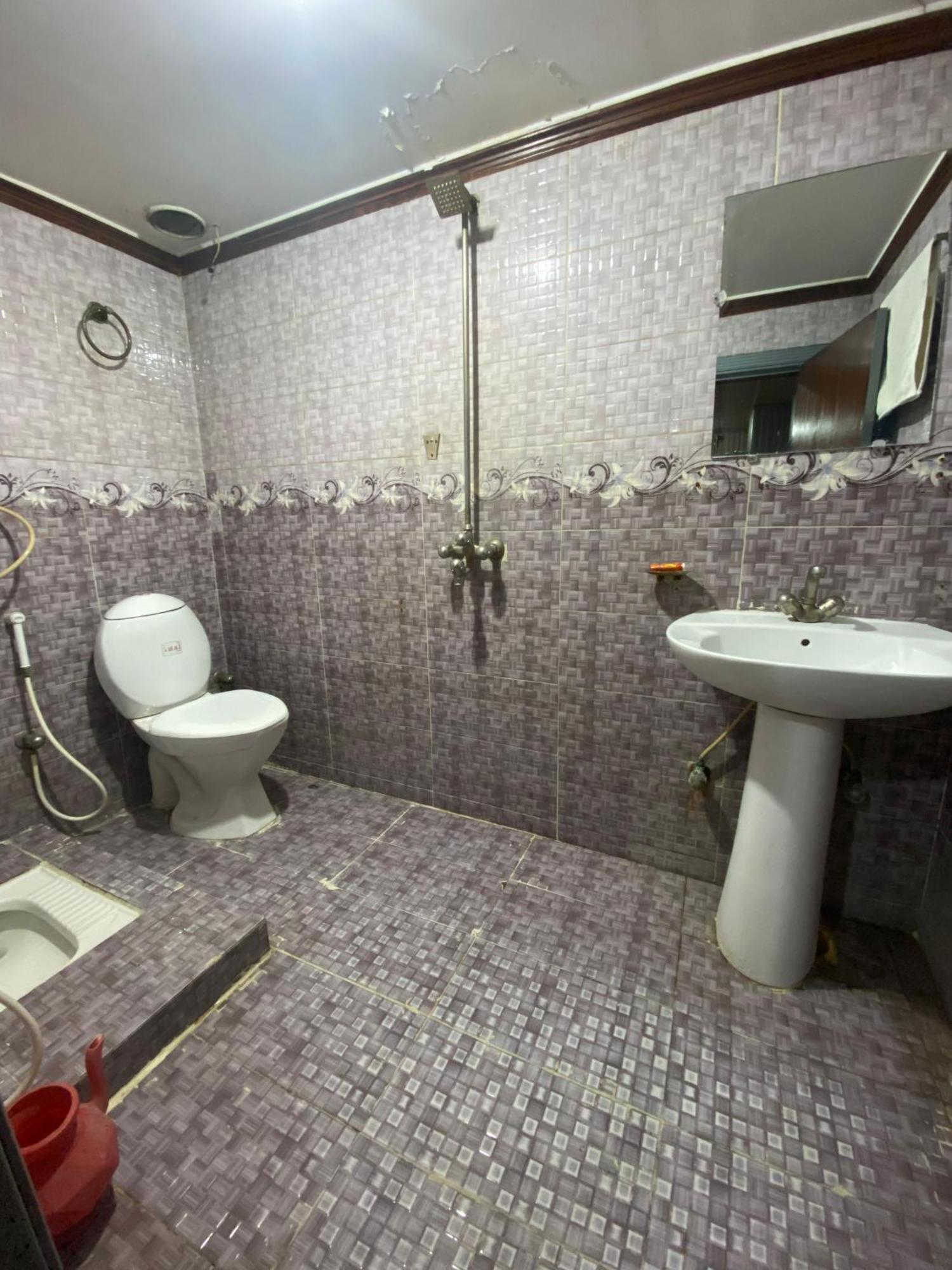Baoo Jee Hotel Islamabad 라왈핀디 외부 사진